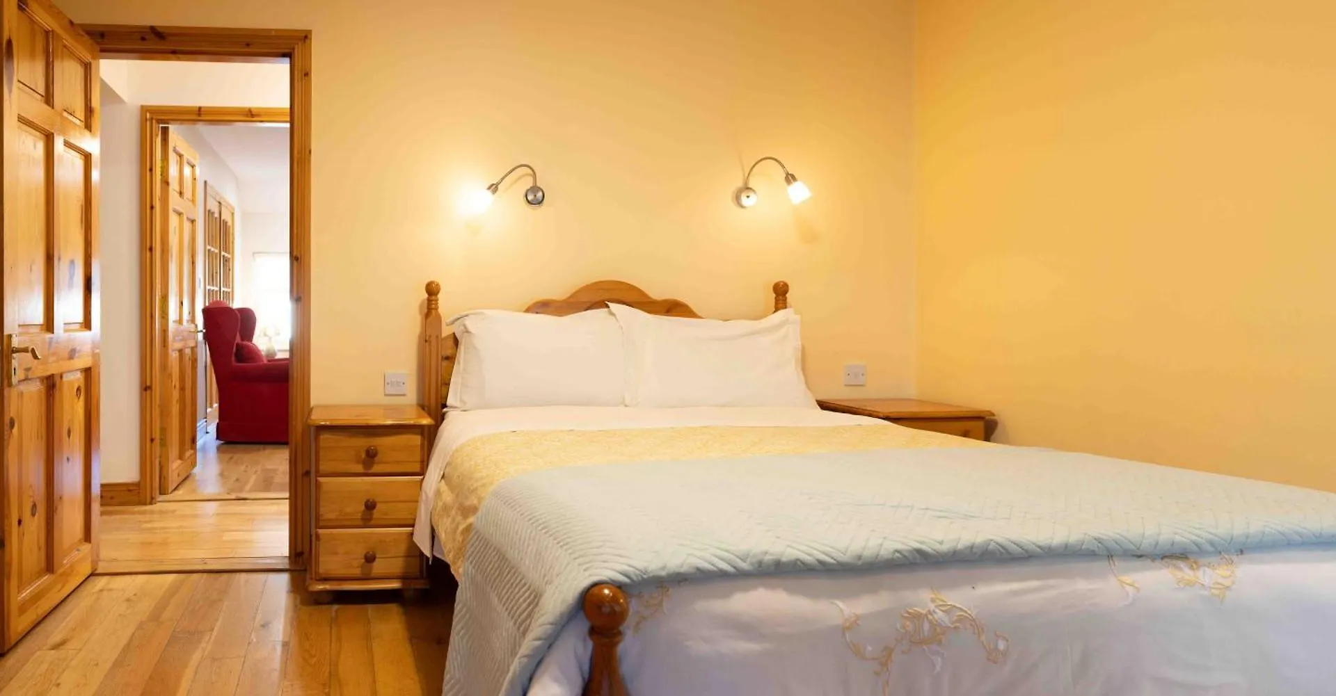 Mccarthy'S Westport Bed & Breakfast
